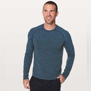 Lululemon Metal Vent Tech Long Sleeve
Dark Royal / Black Size XL